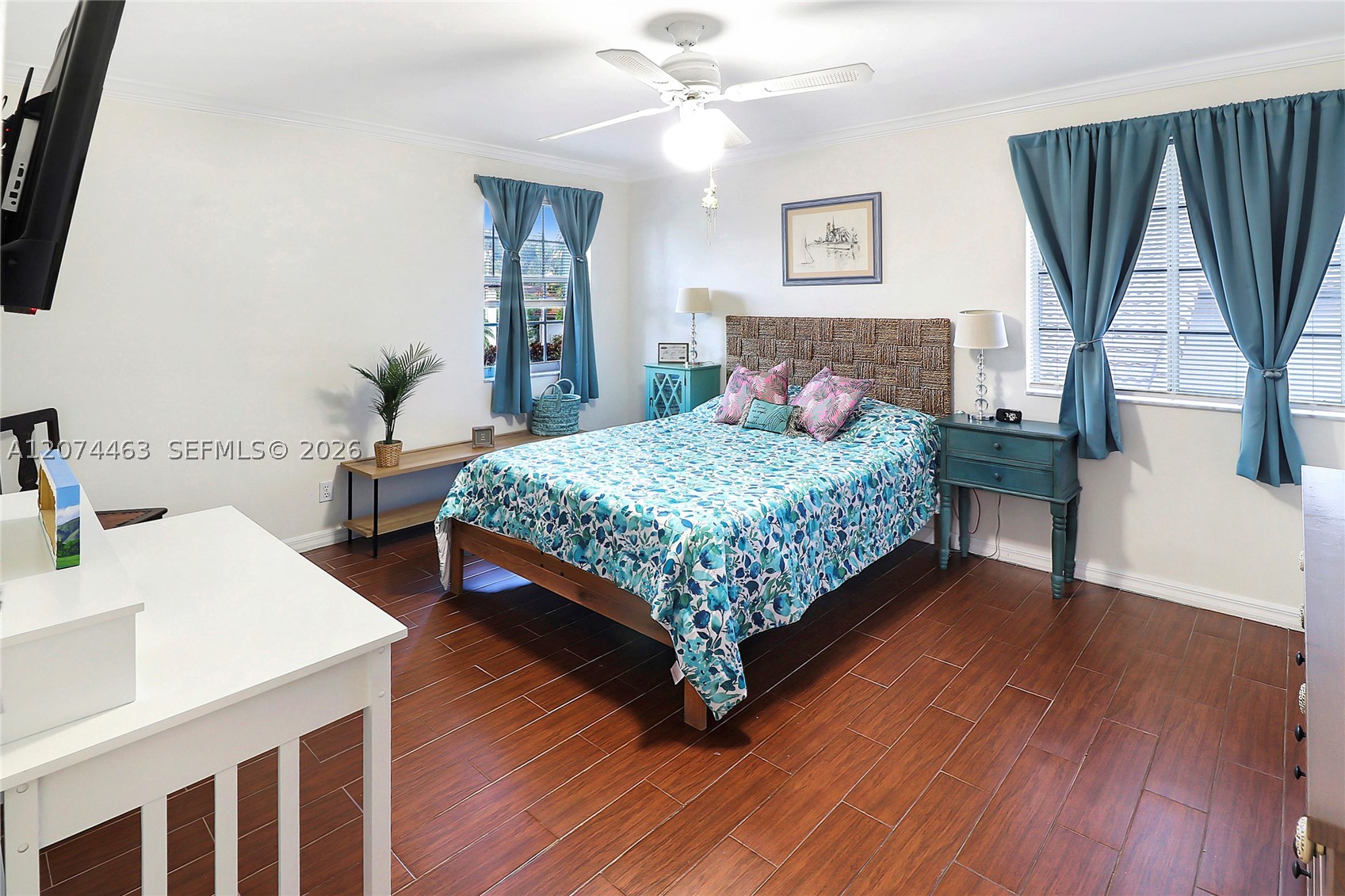 1108 NW 180th Ave, Pembroke Pines FL 33029