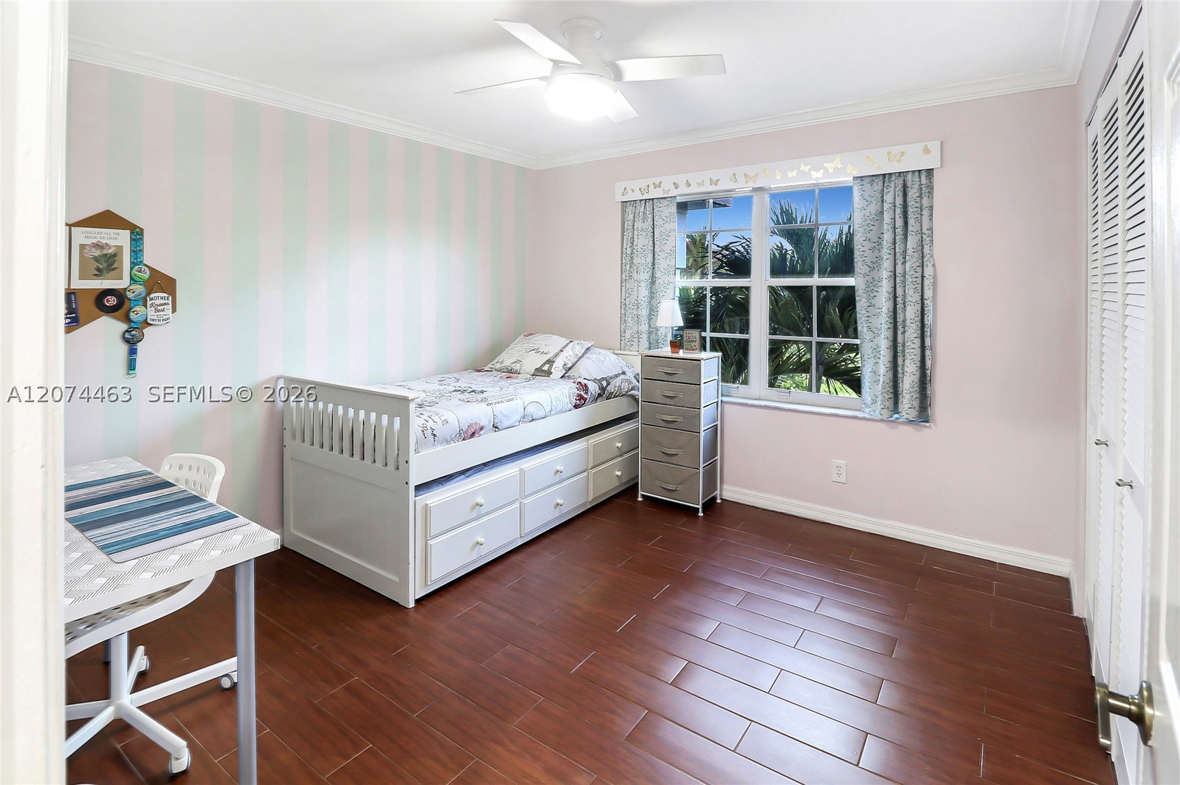 1108 NW 180th Ave, Pembroke Pines FL 33029