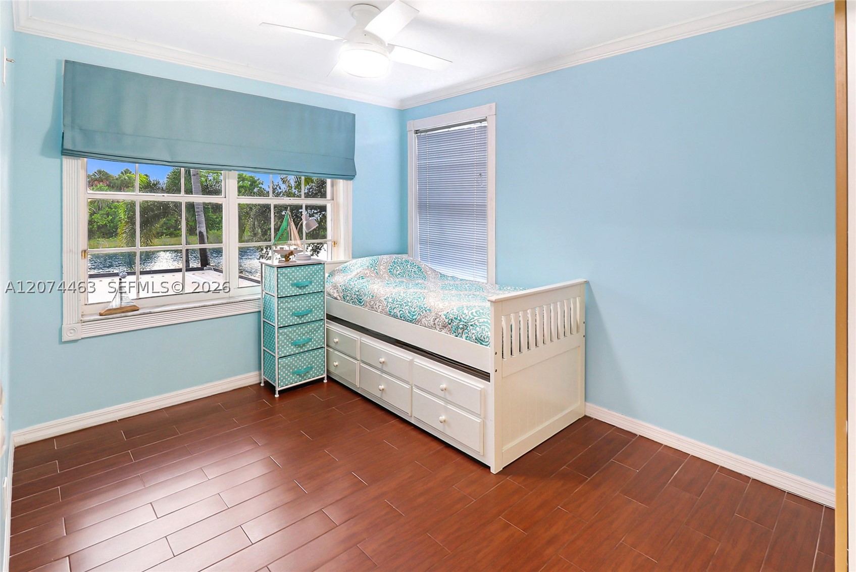 1108 NW 180th Ave, Pembroke Pines FL 33029