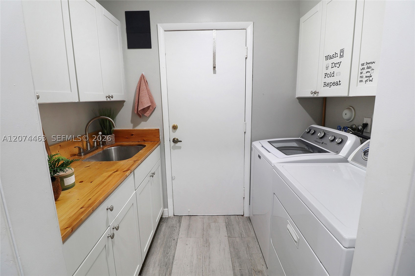 1108 NW 180th Ave, Pembroke Pines FL 33029