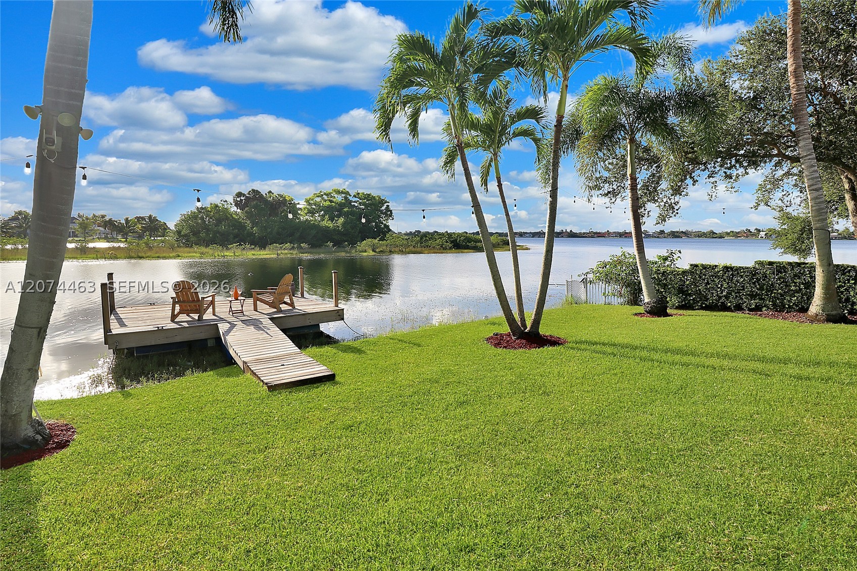 1108 NW 180th Ave, Pembroke Pines FL 33029