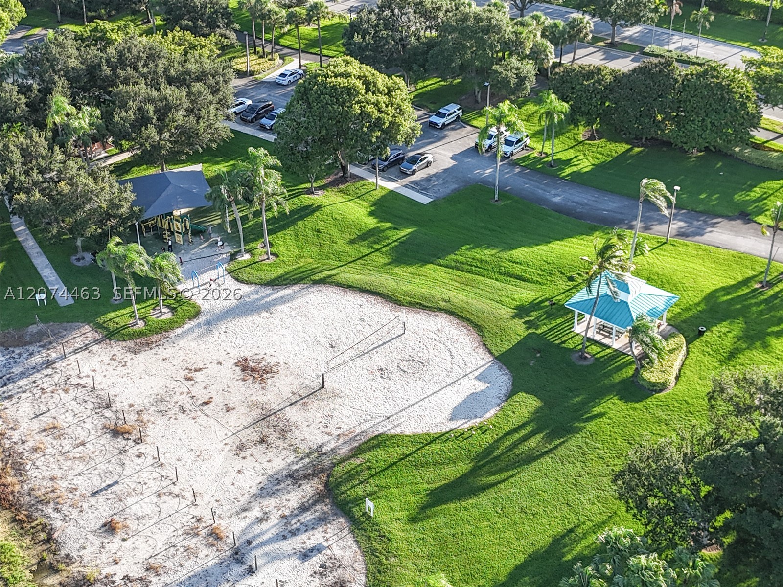 1108 NW 180th Ave, Pembroke Pines FL 33029