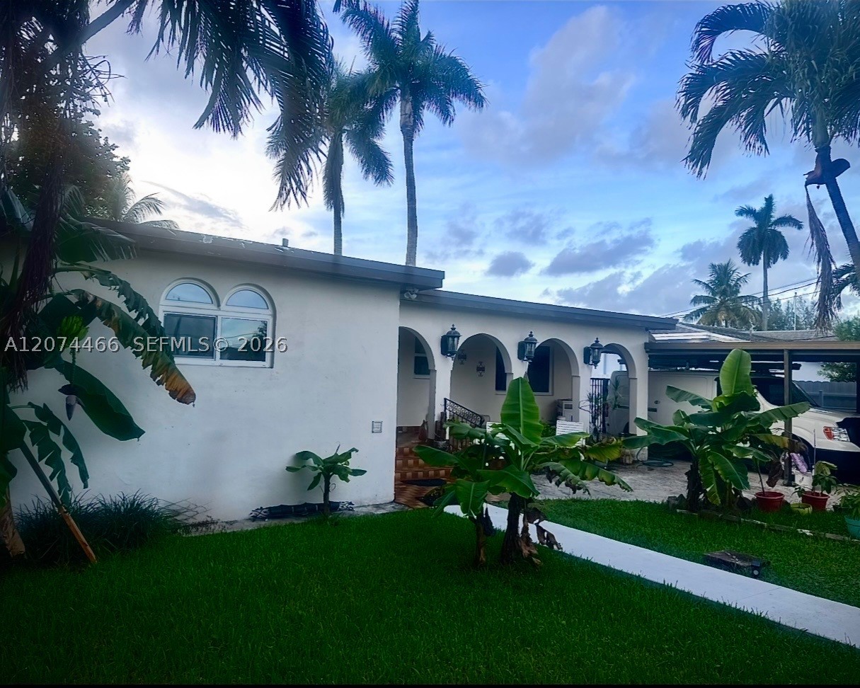 3351 NW 20th St, Miami FL 33142