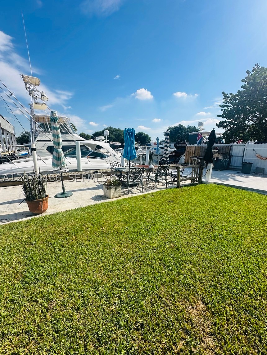 3351 NW 20th St, Miami FL 33142