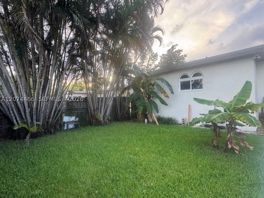 3351 NW 20th St, Miami FL 33142