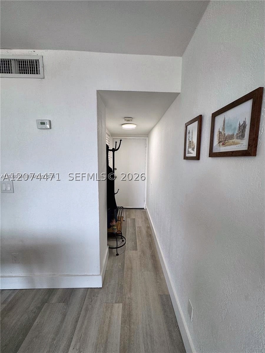 2000 NE 135th St #609, North Miami FL 33181
