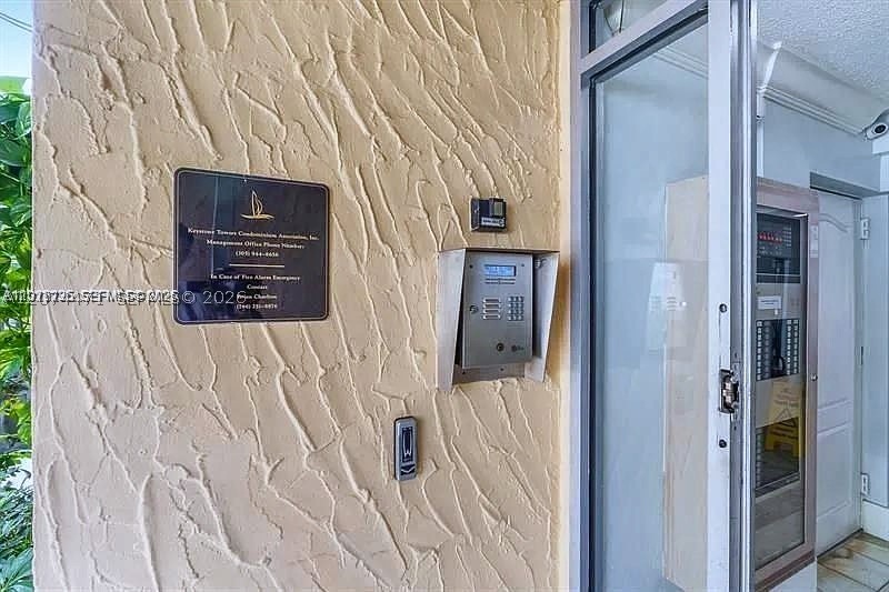 2000 NE 135th St #609, North Miami FL 33181
