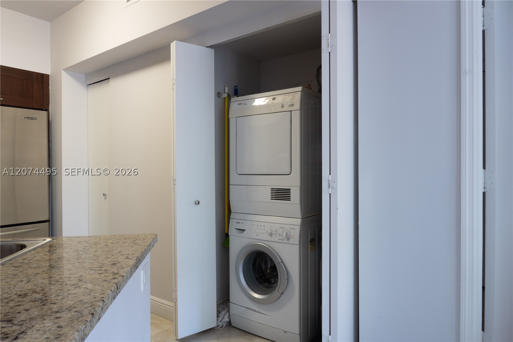 20000 E Country Club Dr #307, Aventura FL 33180