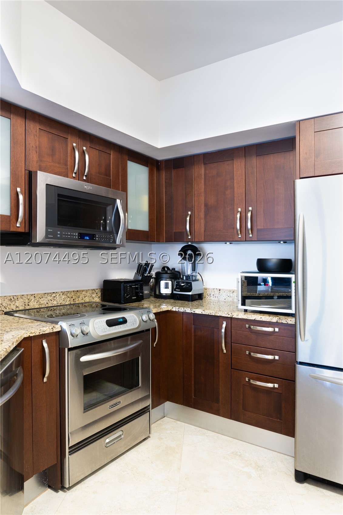 20000 E Country Club Dr #307, Aventura FL 33180