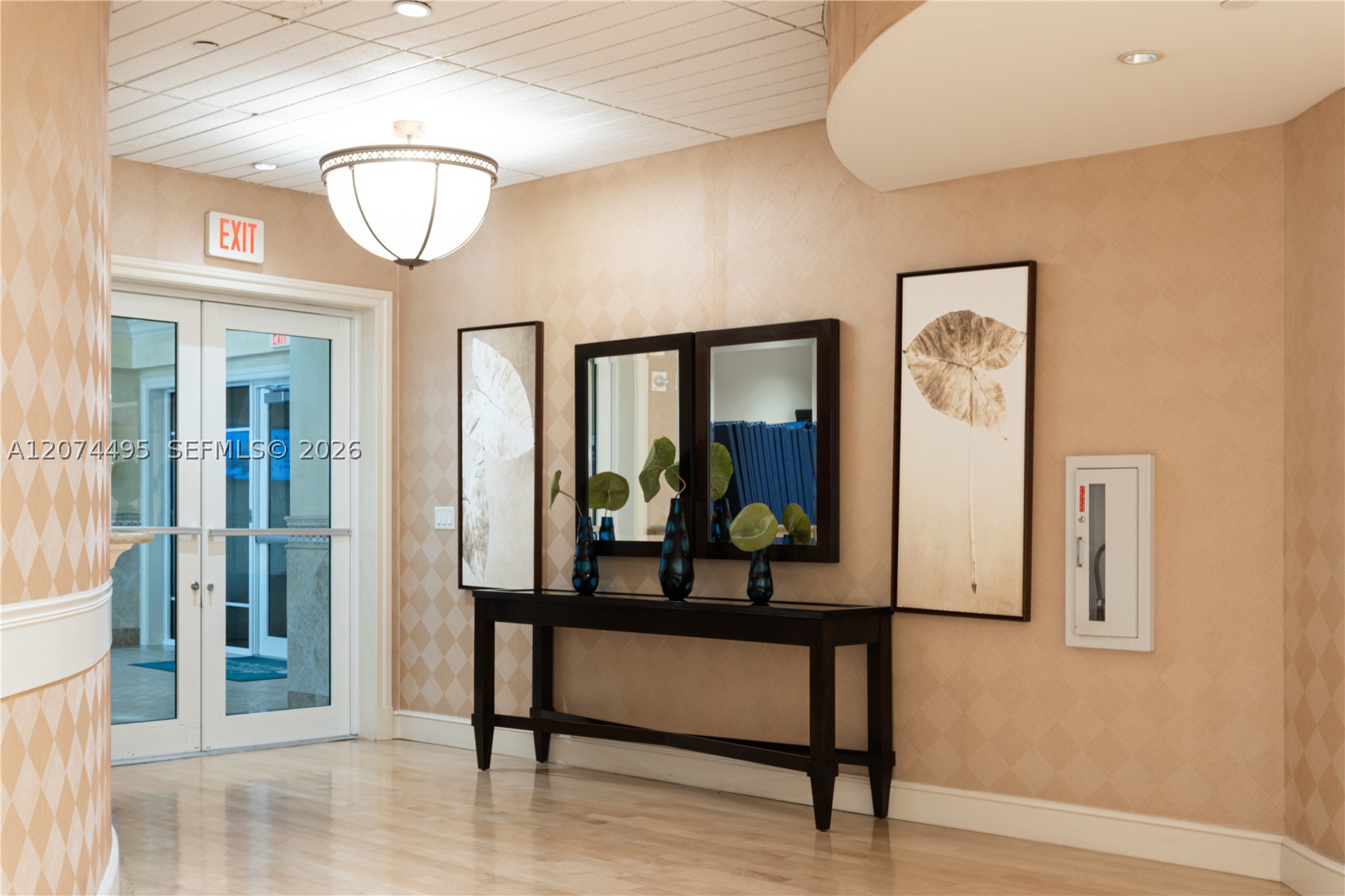 20000 E Country Club Dr #307, Aventura FL 33180