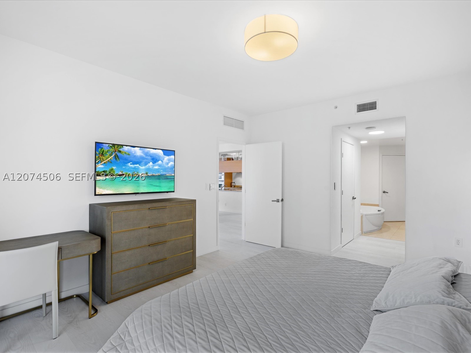 16275 Collins Ave #1804, Sunny Isles Beach FL 33160