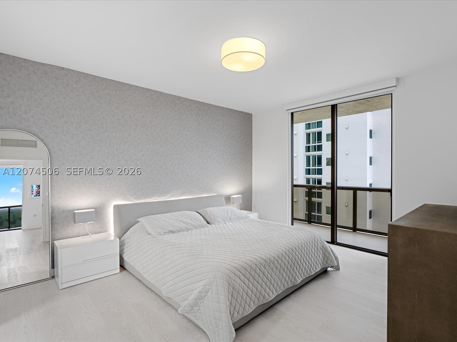 16275 Collins Ave #1804, Sunny Isles Beach FL 33160