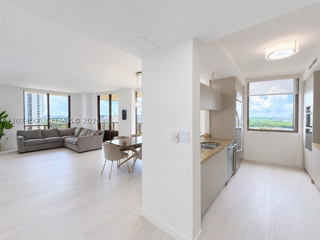 16275 Collins Ave #1804, Sunny Isles Beach FL 33160