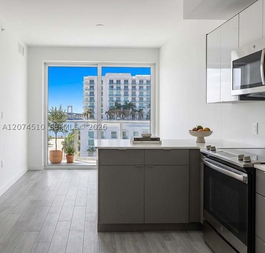 321 NE 26th St #716, Miami FL 33137
