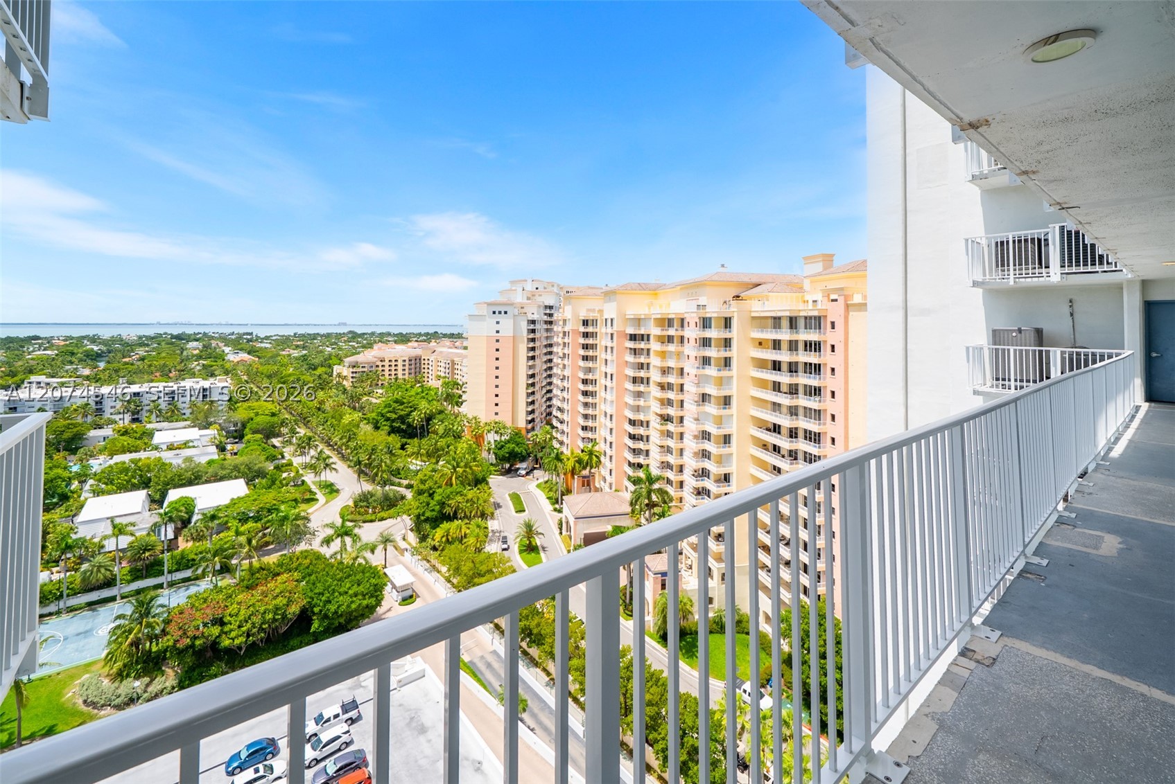 881 Ocean Dr #16F, Key Biscayne FL 33149