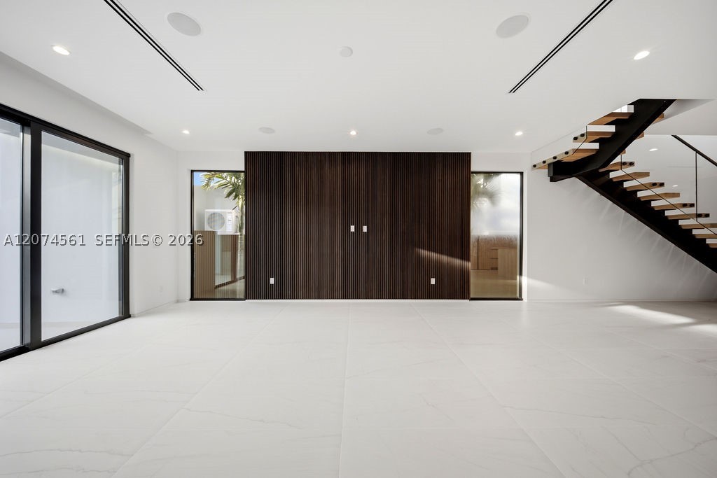 1334 NE 16 Ter, Fort Lauderdale FL 33304