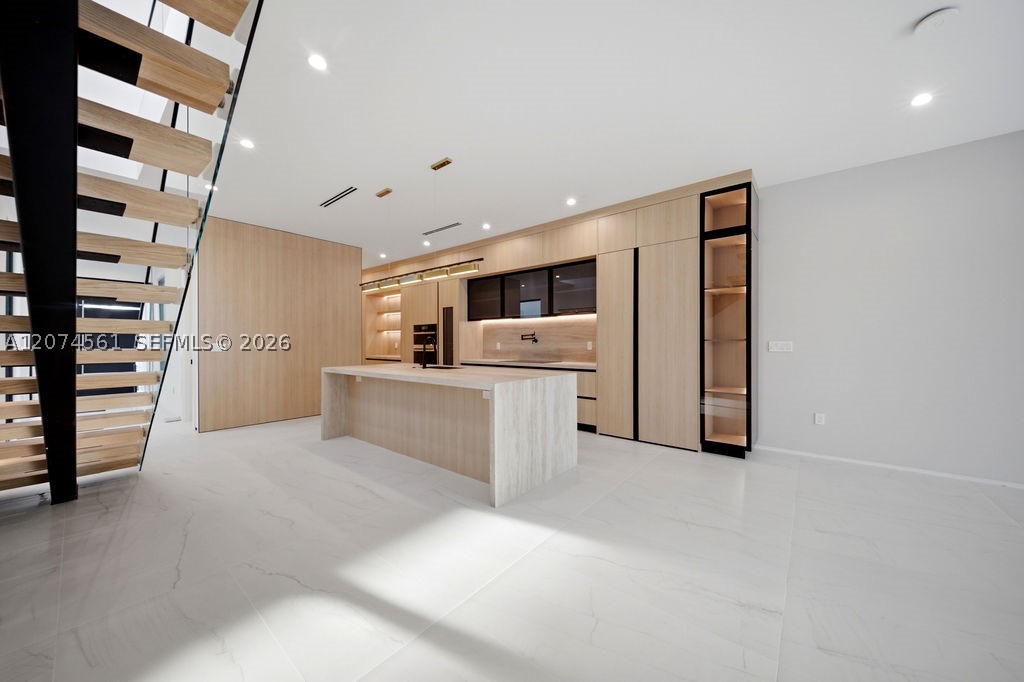 1334 NE 16 Ter, Fort Lauderdale FL 33304