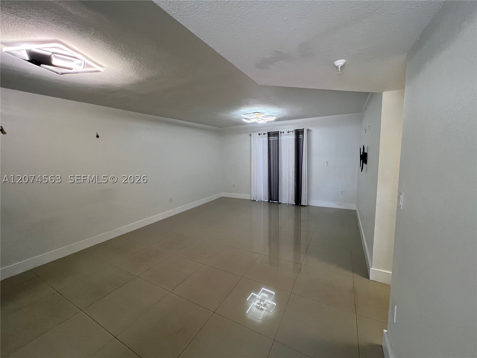 7785 W 30th Ct #F-107, Hialeah FL 33018