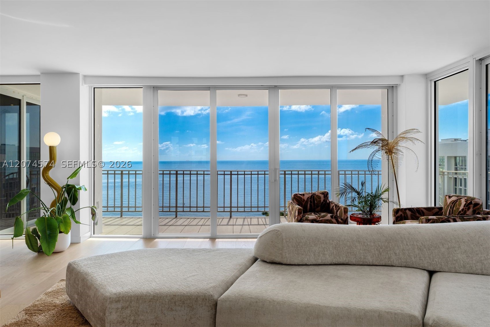 881 Ocean Dr #10A, Key Biscayne FL 33149
