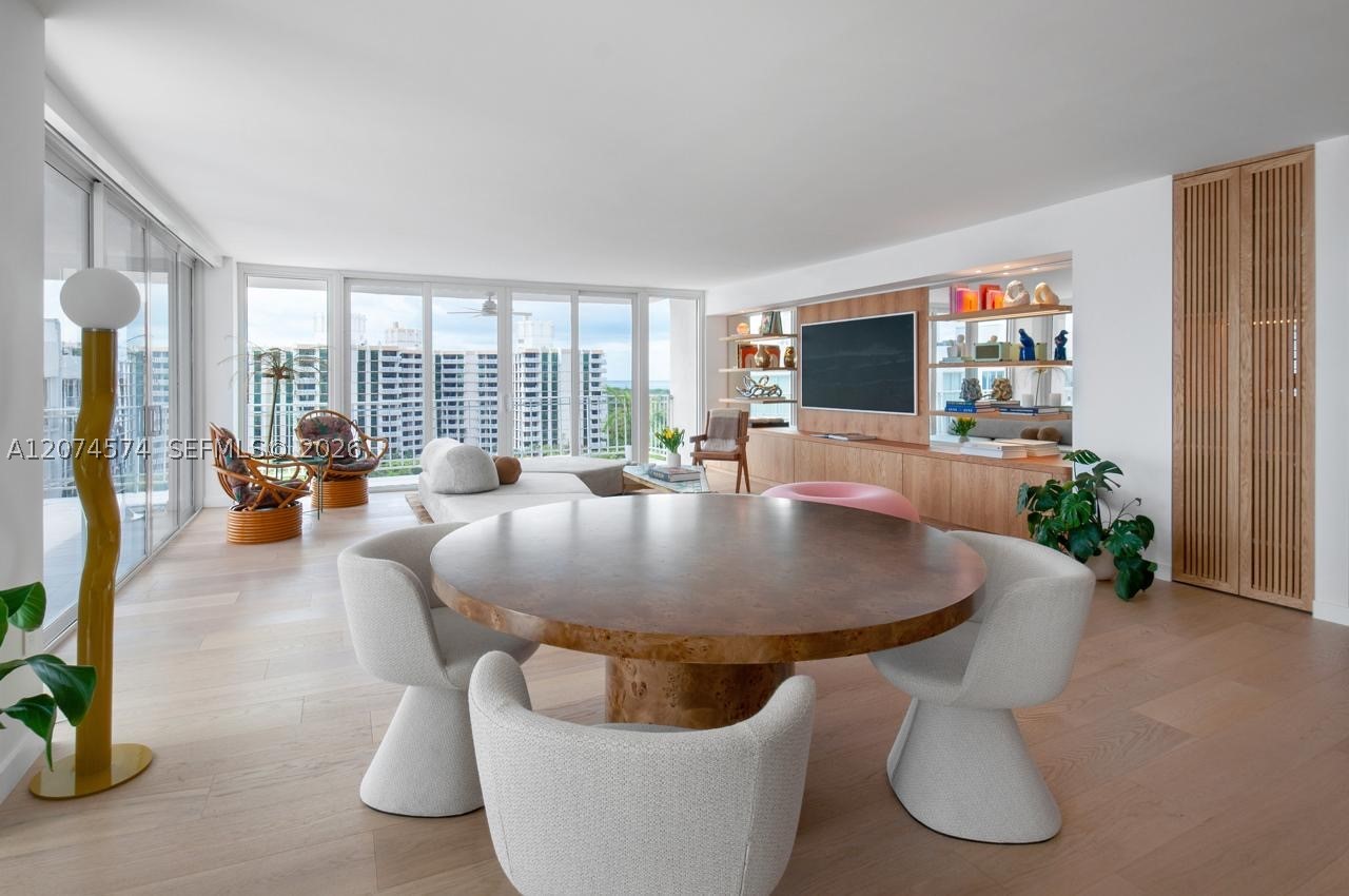 881 Ocean Dr #10A, Key Biscayne FL 33149
