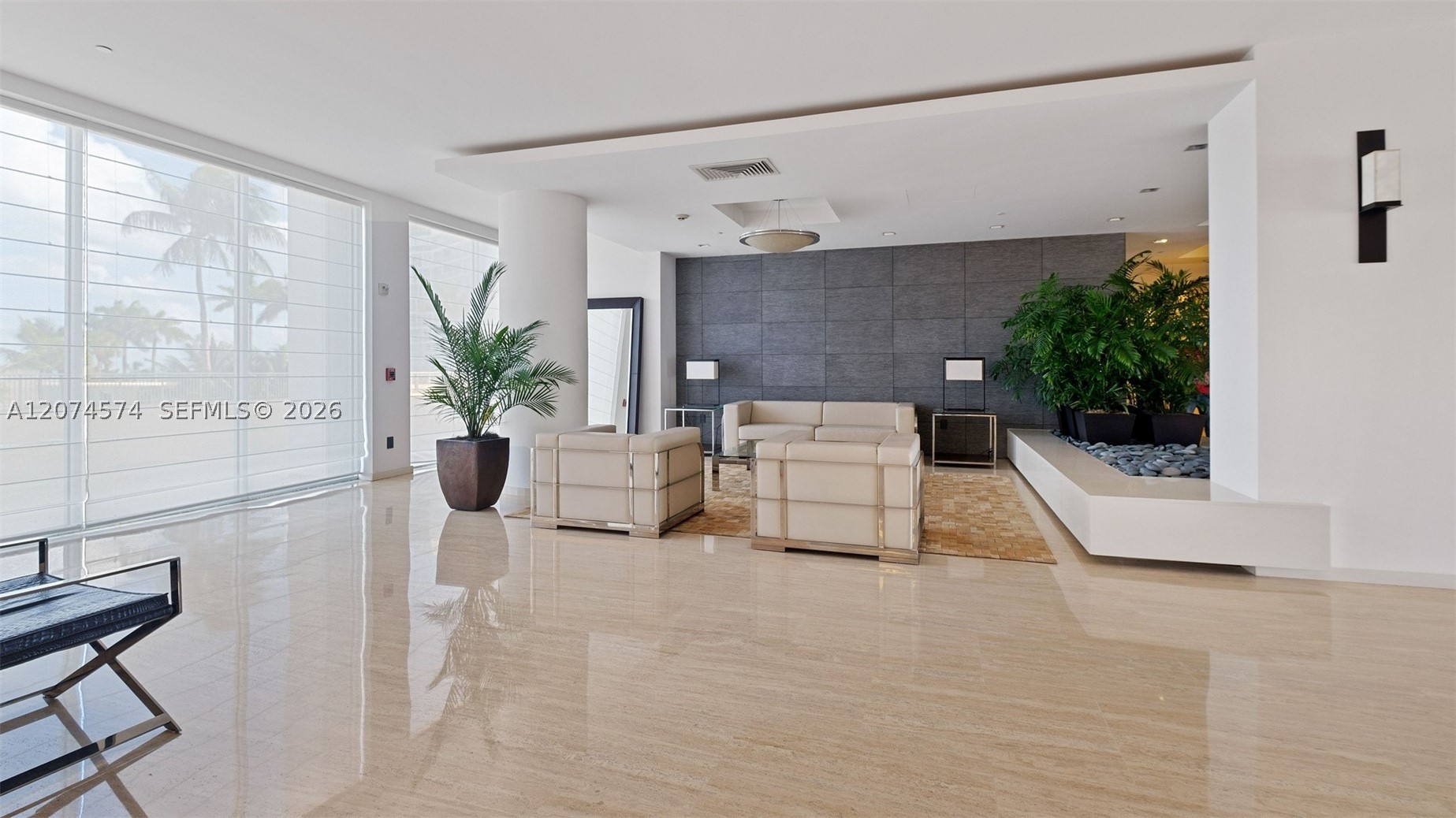 881 Ocean Dr #10A, Key Biscayne FL 33149