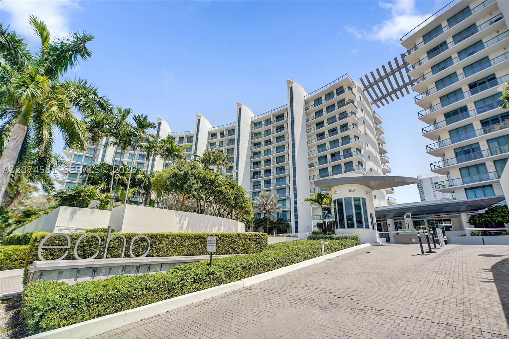 3250 NE 188th St #501, Aventura FL 33180