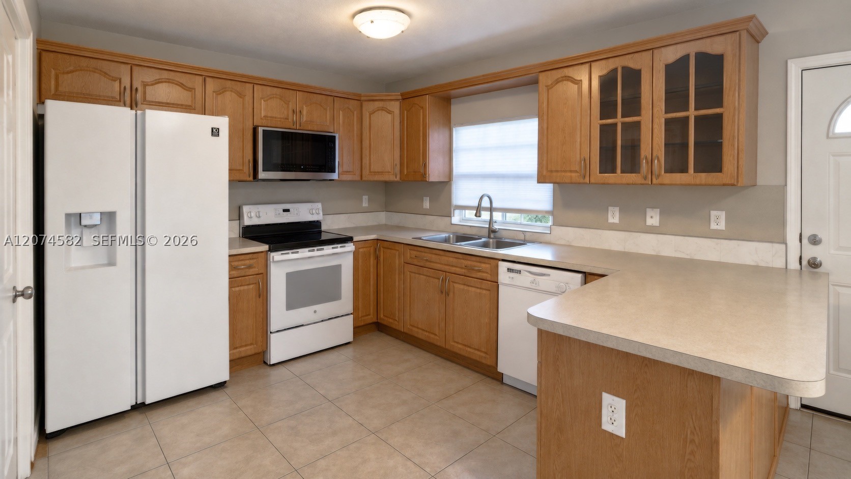 2471 NW 18th Ter #2471, Miami FL 33125