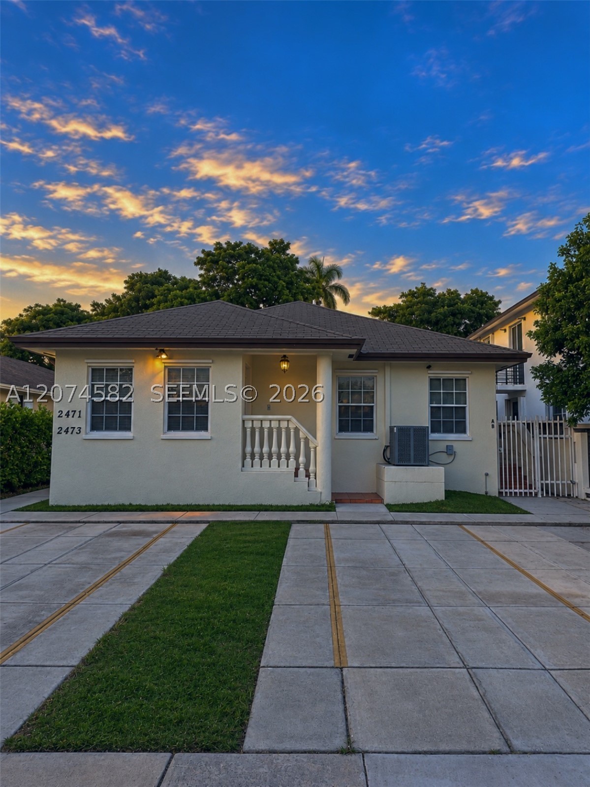 2471 NW 18th Ter #2471, Miami FL 33125