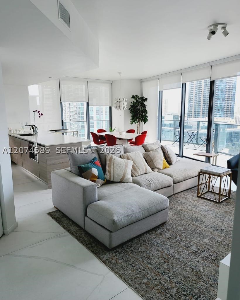 1300 S Miami Ave #2501, Miami FL 33130