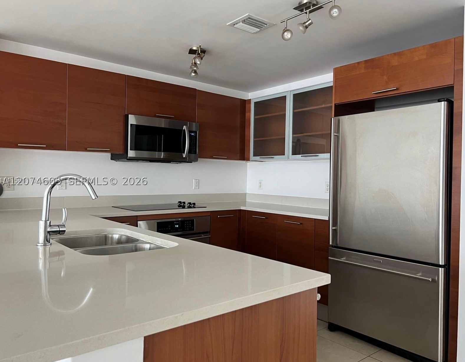 3250 NE 1st Ave #903, Miami FL 33137