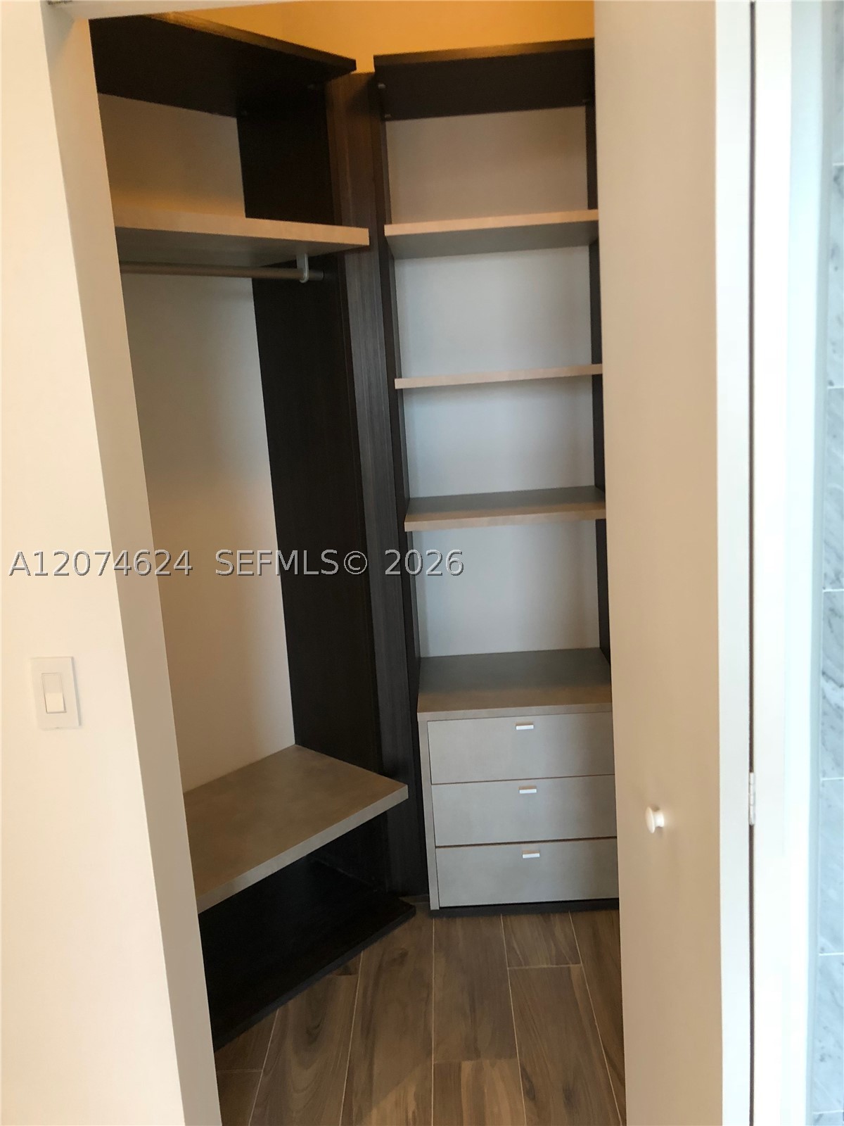 801 S Miami Ave #4905, Miami FL 33130