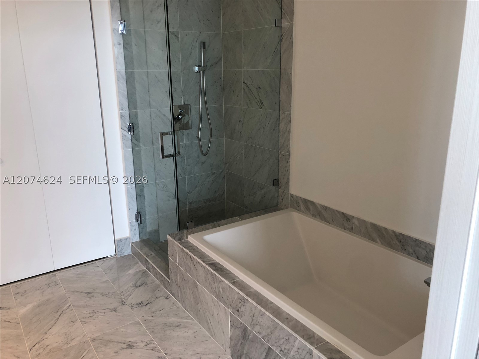 801 S Miami Ave #4905, Miami FL 33130