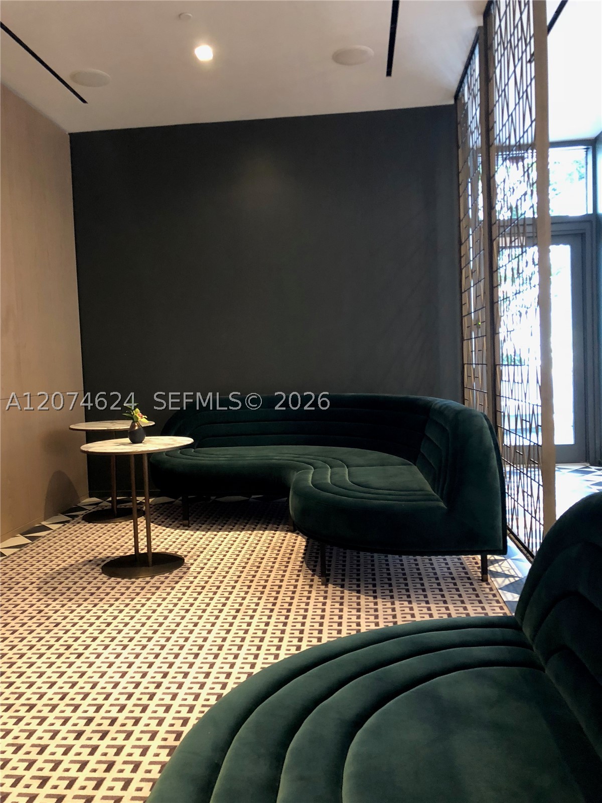 801 S Miami Ave #4905, Miami FL 33130