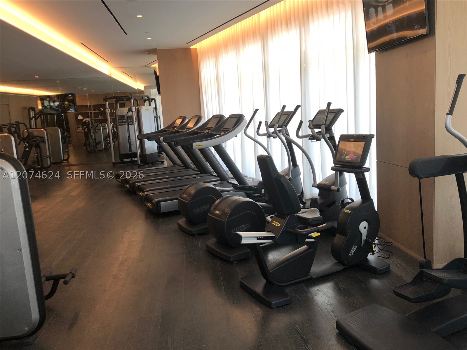 801 S Miami Ave #4905, Miami FL 33130