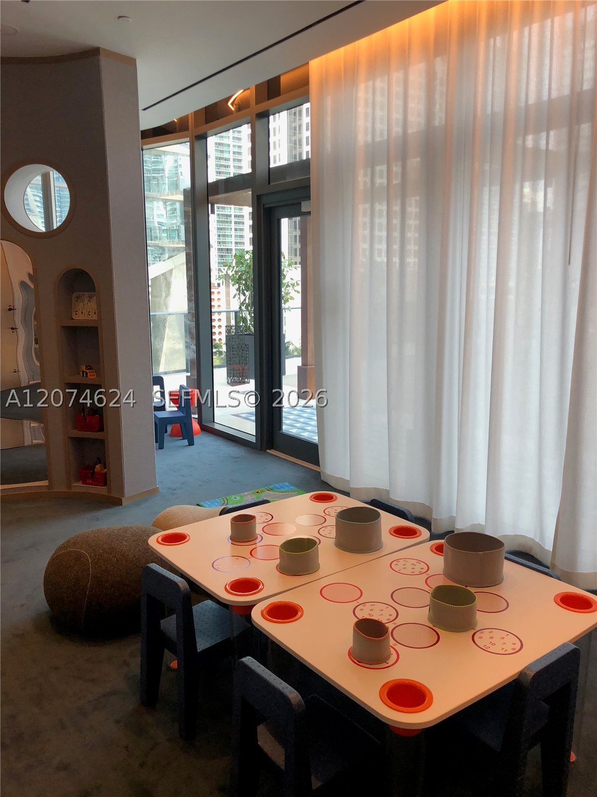 801 S Miami Ave #4905, Miami FL 33130