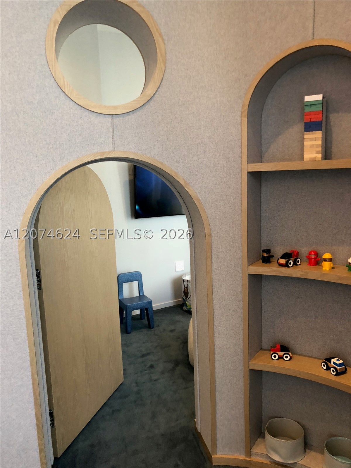 801 S Miami Ave #4905, Miami FL 33130