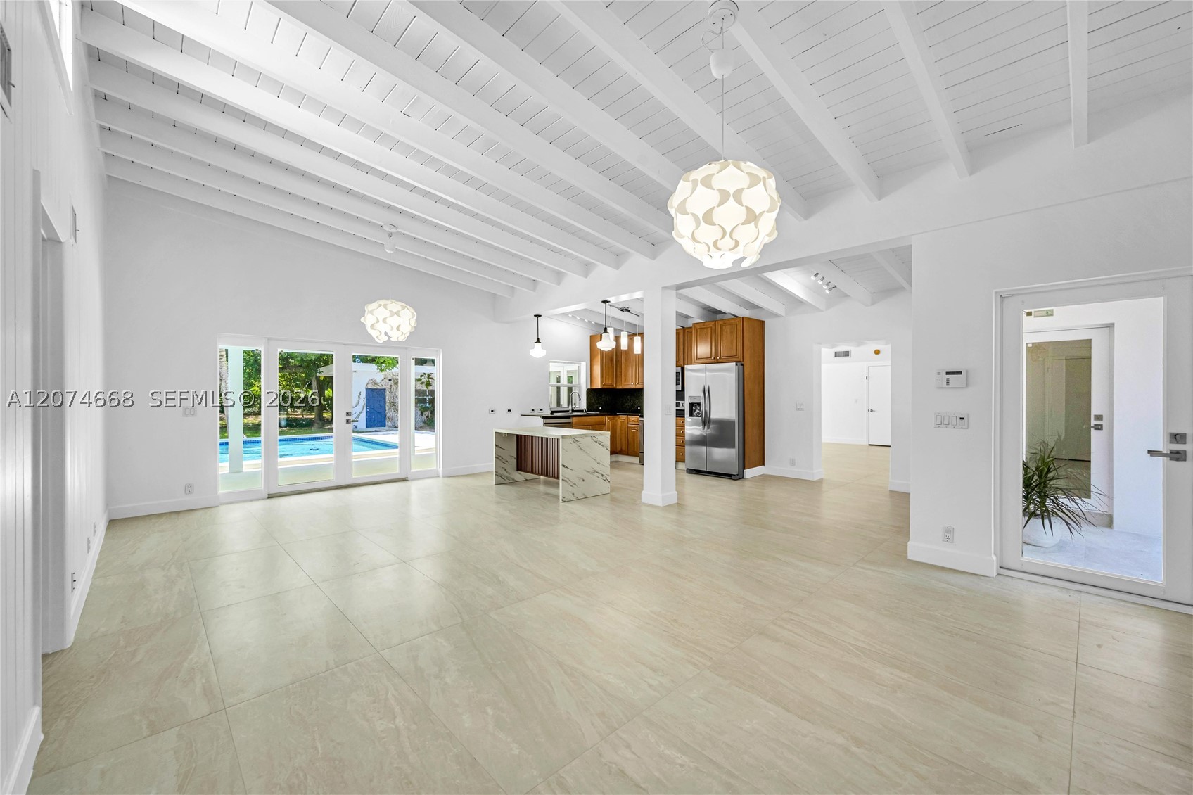 7480 SW 122nd St, Pinecrest FL 33156