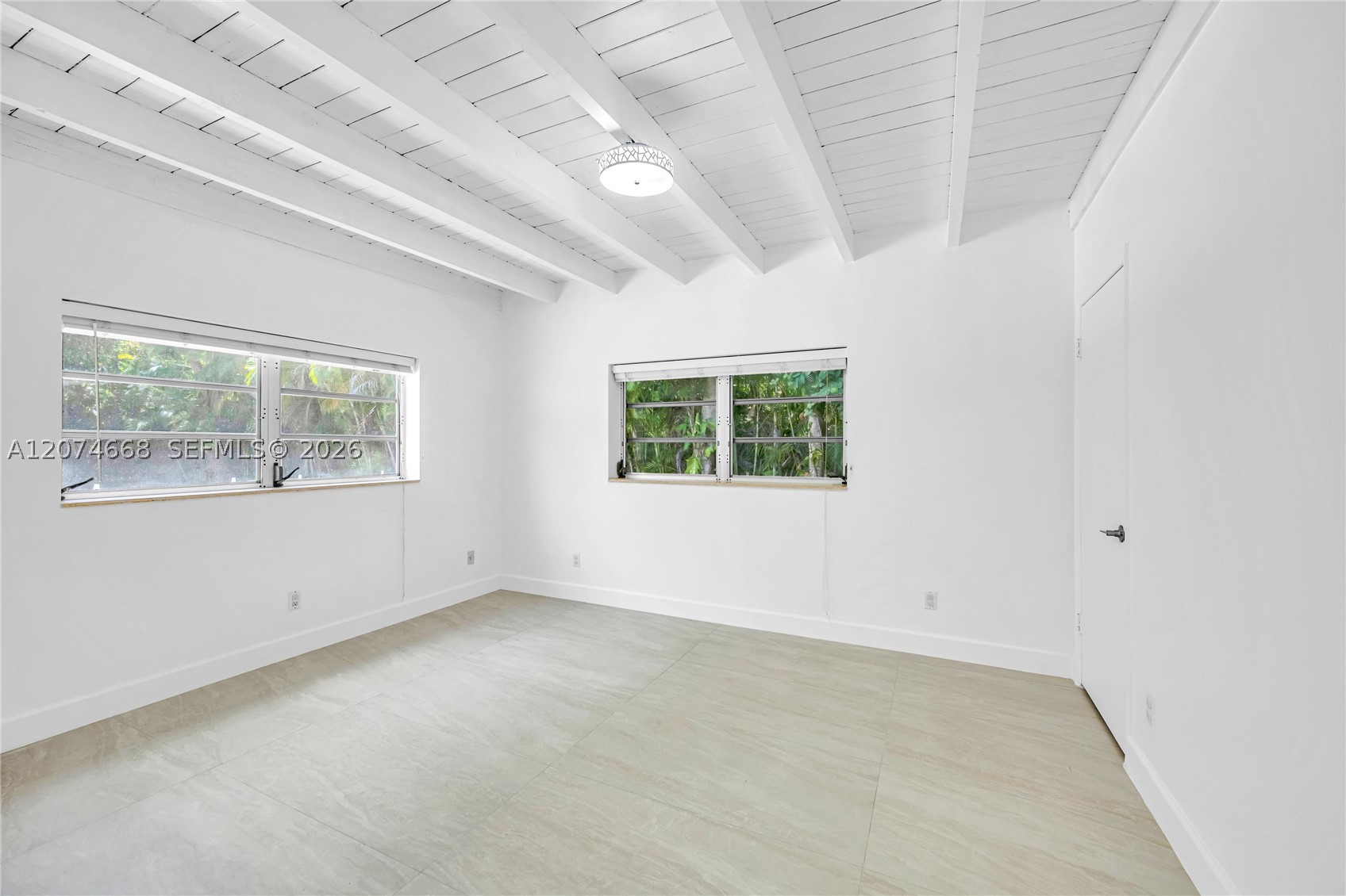 7480 SW 122nd St, Pinecrest FL 33156
