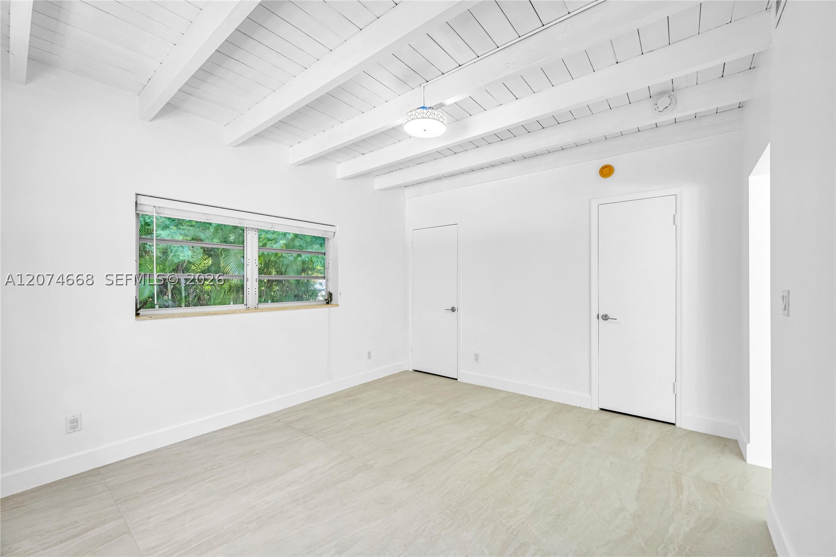 7480 SW 122nd St, Pinecrest FL 33156