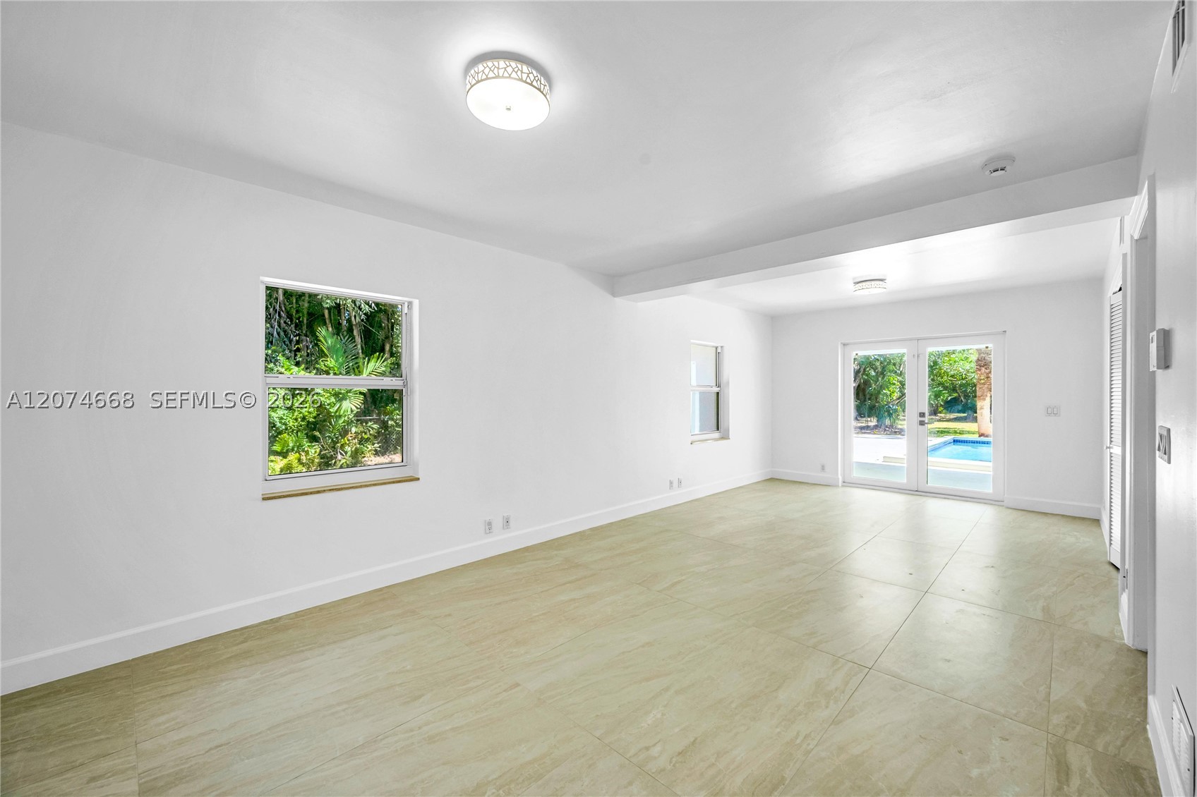 7480 SW 122nd St, Pinecrest FL 33156