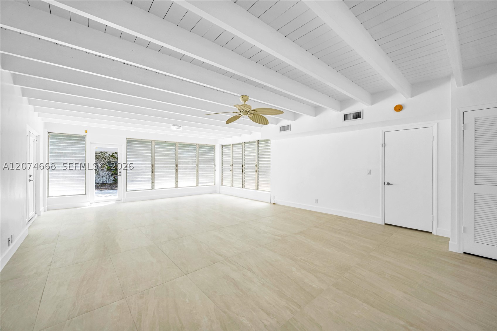 7480 SW 122nd St, Pinecrest FL 33156