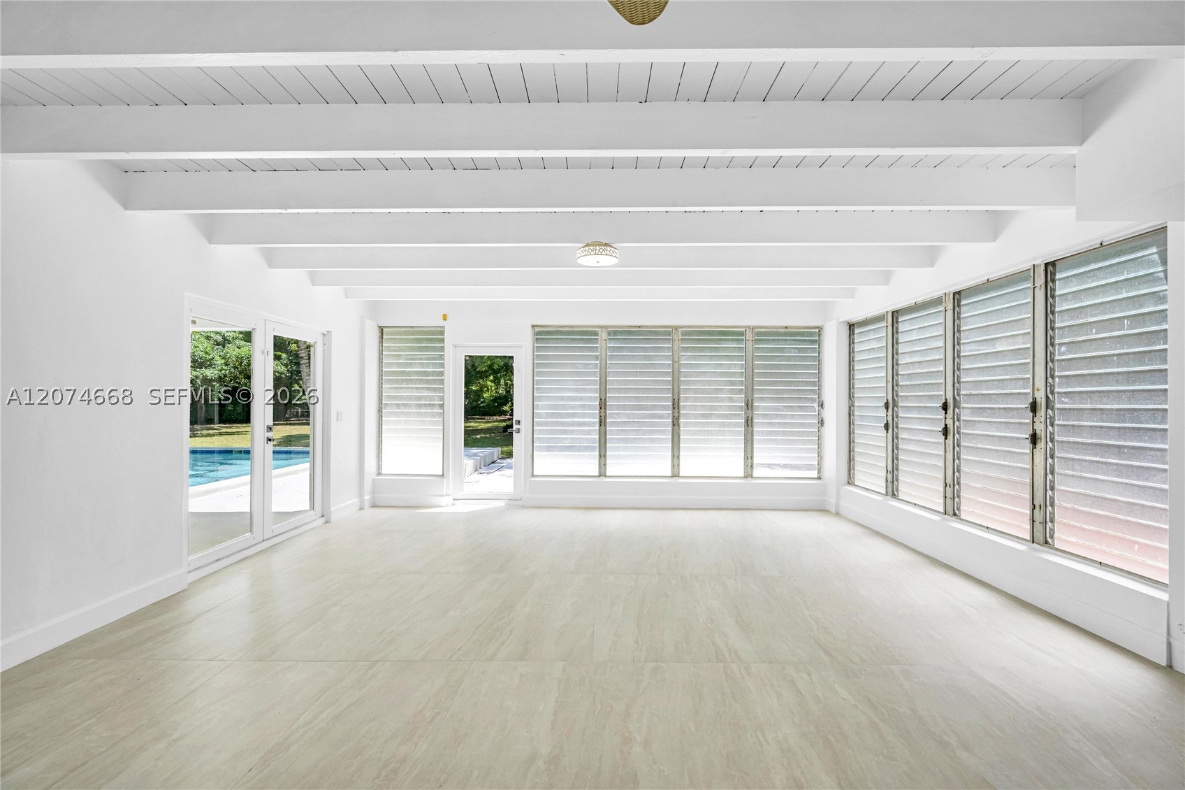 7480 SW 122nd St, Pinecrest FL 33156