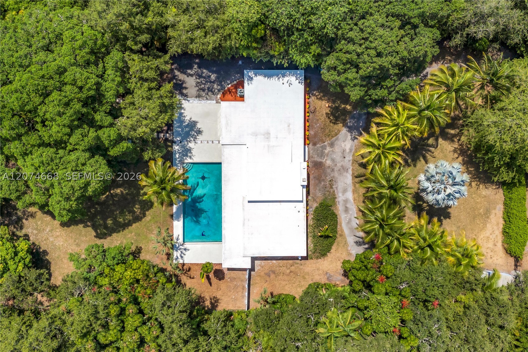 7480 SW 122nd St, Pinecrest FL 33156