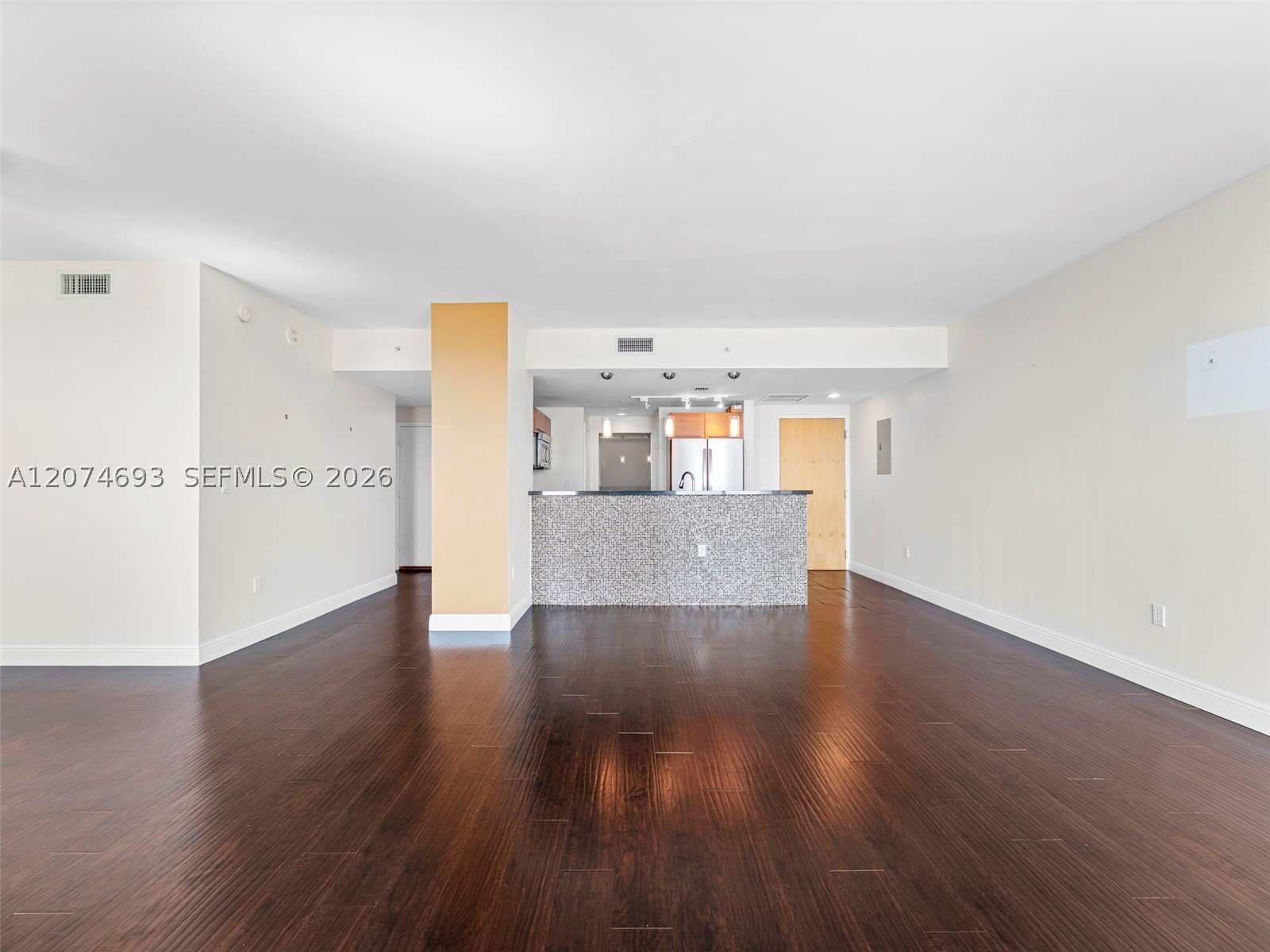 244 Biscayne Blvd #1803, Miami FL 33132