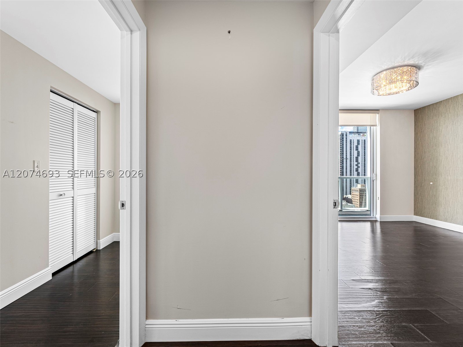 244 Biscayne Blvd #1803, Miami FL 33132