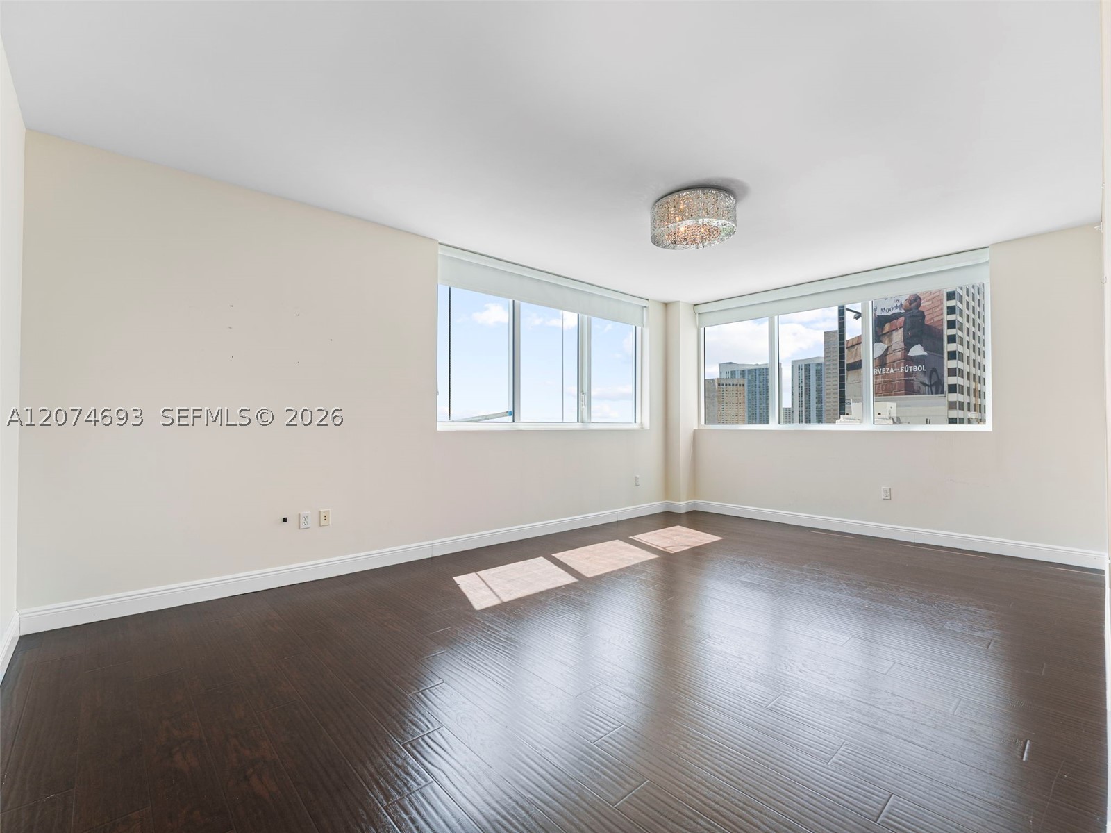 244 Biscayne Blvd #1803, Miami FL 33132