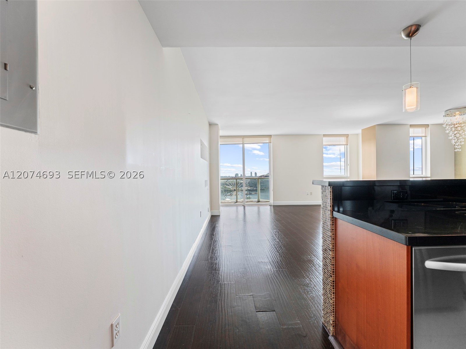 244 Biscayne Blvd #1803, Miami FL 33132