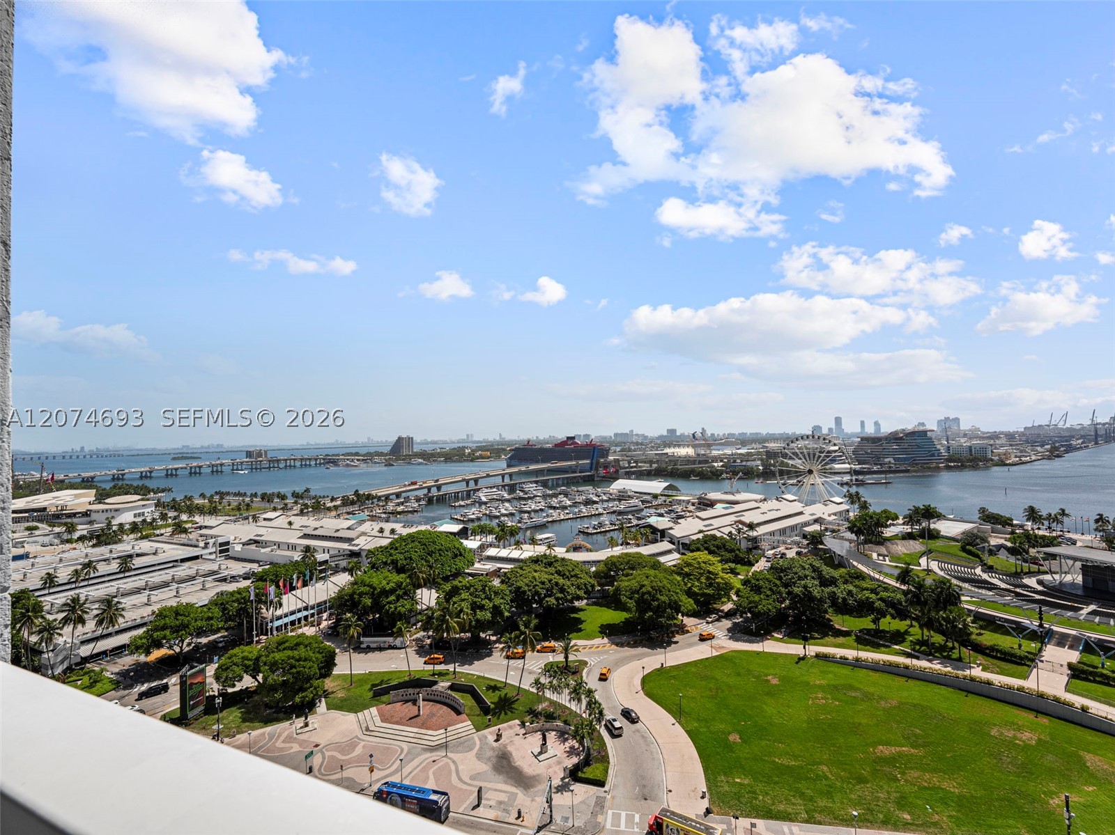 244 Biscayne Blvd #1803, Miami FL 33132