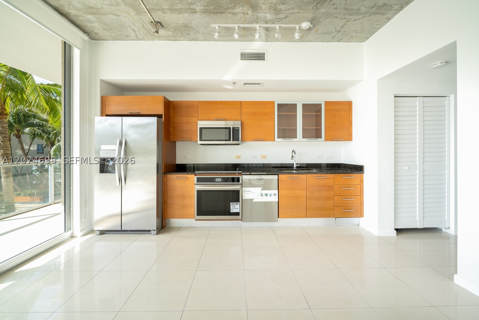3470 E Coast Ave #H0910, Miami FL 33137