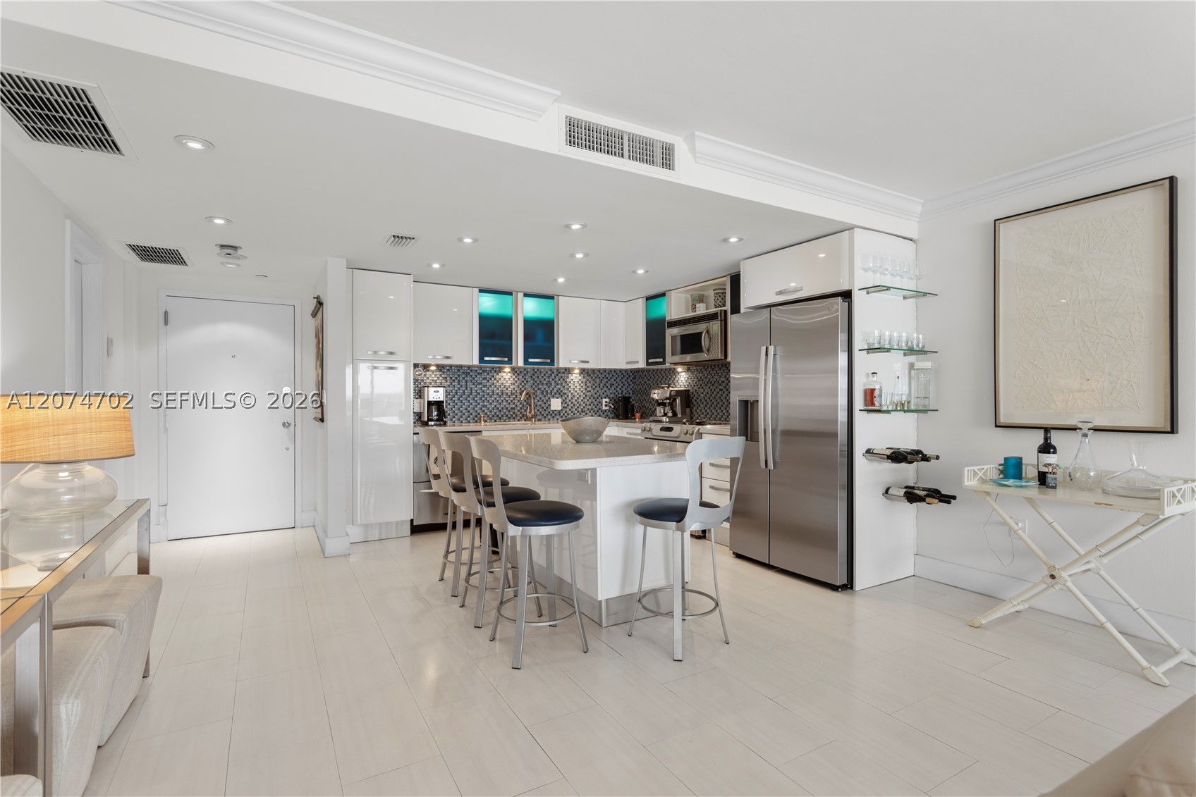 199 Ocean Lane Dr #902, Key Biscayne FL 33149